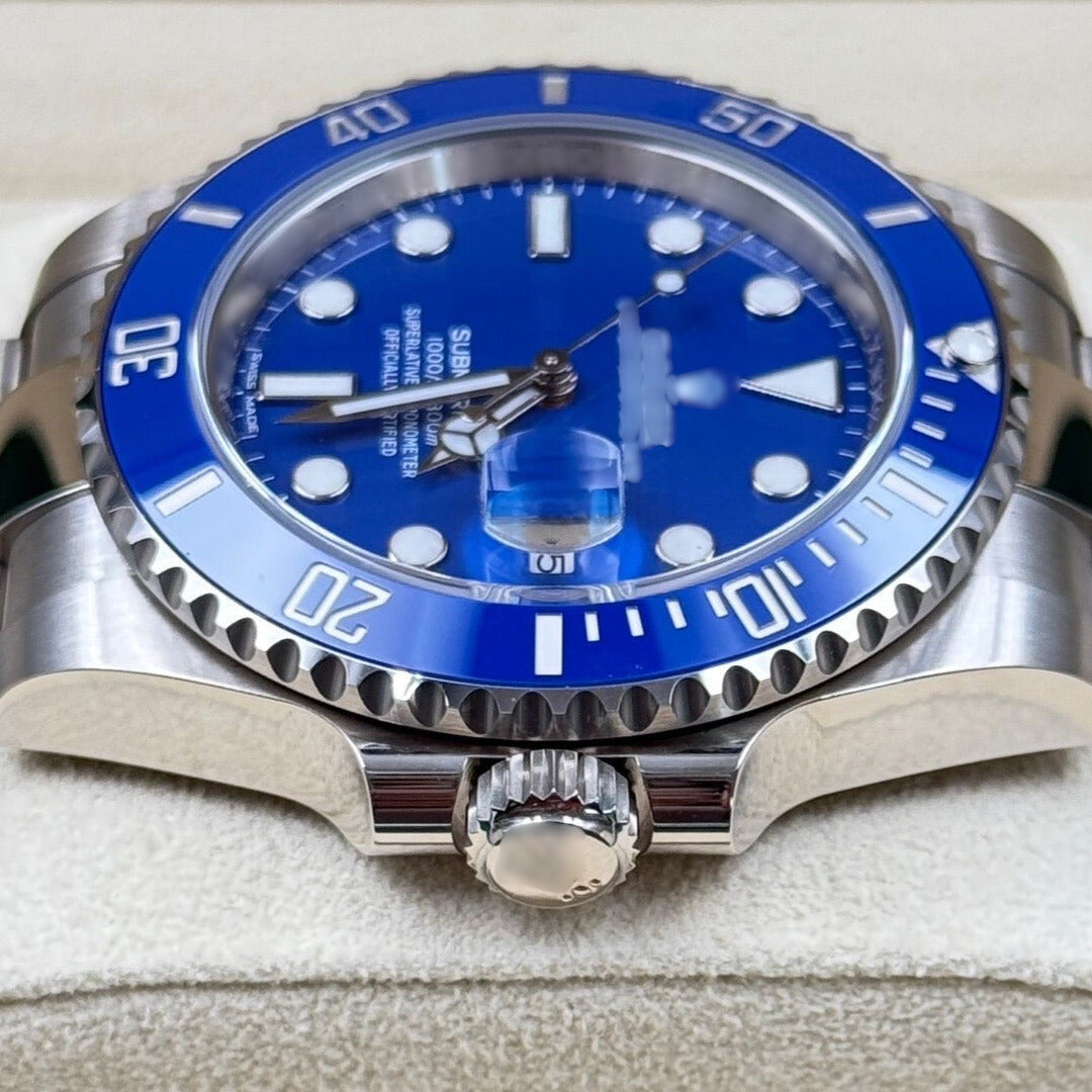 SUBMARINER BLUE